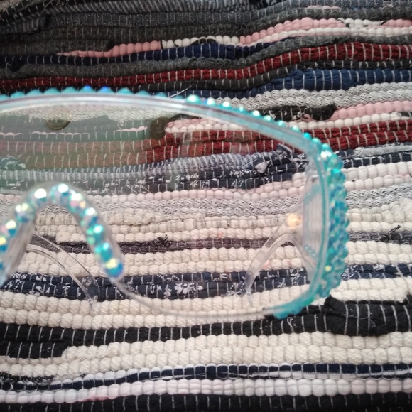 Protective Fashion Clear Blinged Safety Glasses - Picture 4 of 9